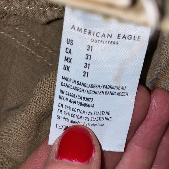 Tan American Eagle Outfitters shorts - Picture 3 of 4